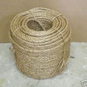 1/2 X 600&#39; TREATED MANILA ROPE Docks Tree Work Dock Farm Nautical Crafts Rodeo