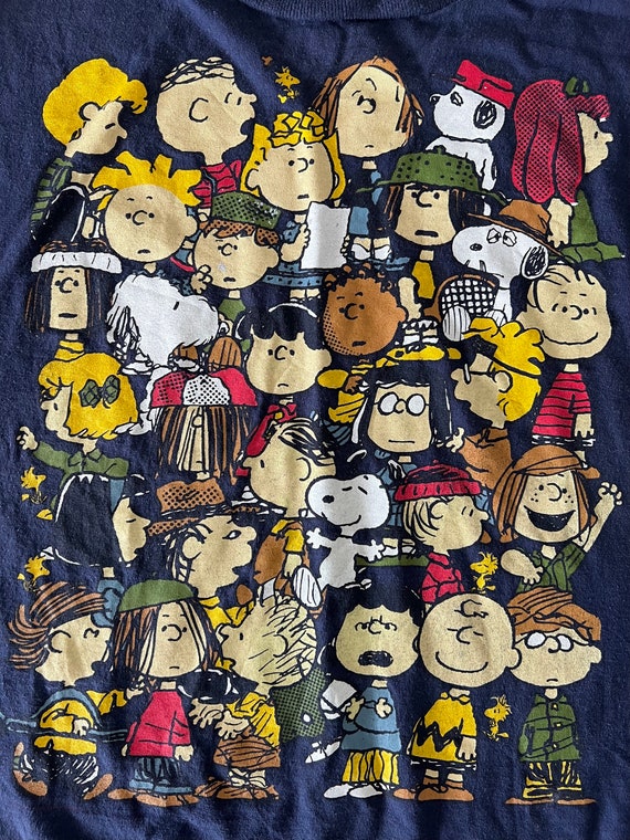Vintage Peanuts Charlie Brown Snoopy Tee
