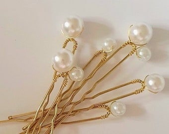 Set of Pearl Wedding hair pin Pearl Bridal hair pin Pearl hair pin Pearl Wedding hair. Special occasion hair  bridesmaid hair, prom hair.