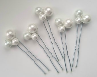 Wedding hair pins,Set of Pearl Wedding hair pin Pearl Bridal hair pin Pearl hair pin Pearl Wedding hair. Cluster of pearl hair pins.