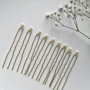 Set of extra small Pearl Wedding hair pins, Pearl Bridal hair pins, small Pearls, Pearl Wedding hair. 4mm pearls. Bridal hair assessories.