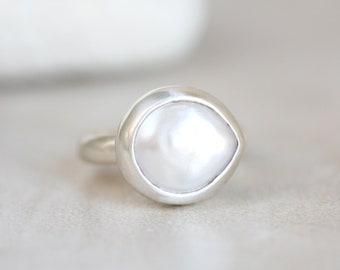 Pearl Ring, Silver Pearl Ring, Freshwater AAA Pearl Ring, White Organic Pearl, Mermaid Ring, Pearl Cocktail Ring, Pearl Ring Made to Order