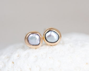 Pearl Earrings, Pearl Studs, Keshi Pearl 14K Gold Earrings, Freshwater Pearl Earrings, Gray Keshi Pearl Studs, Baroque Pearl Studs