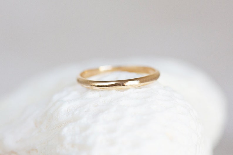 14K Gold Wedding Band 2mm Half Round 14K Gold Band EcoFriendly Solid 14K Gold Band Women/'s 14K Yellow or 14K Rose Gold Wedding Ring Band