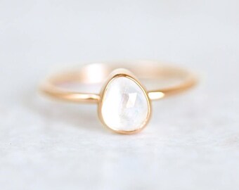 Moonstone Gold Ring, 14K Gold Moonstone Ring, AA Rainbow Moonstone Ring, Yellow or Rose Gold Moonstone Engagement, Wedding Ring