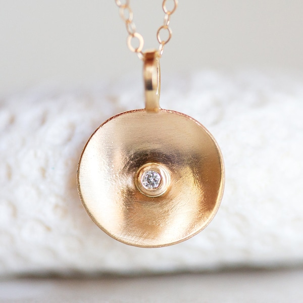 14K Gold Diamond Pendant, Organic Round Gold Disc Pendant, 14K Solid Gold Disc Necklace, 14K Circle Pendant, Gold Disc Pendant