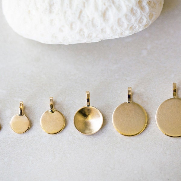 14K Gold Round Pendant, 14K Solid Gold Disc Necklace, 14K Circle Pendant, 14K Yellow Gold Thin Round Pendant, Gold Disc Pendant