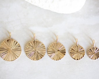 14K Gold Sun Pendant, 14K Gold Round Pendant, SunRay Pendant, SunShine, SunGlow, SunBurst, SunBeam, Shimmering Sun Pendant, Gold Medallion