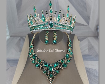 Green Baroque Crystal Bridal Tiara, Green Quinceanera Crown, Green Gold Tiara, Necklace and Earrings Wedding Headpiece Crown, Prom Jewelry