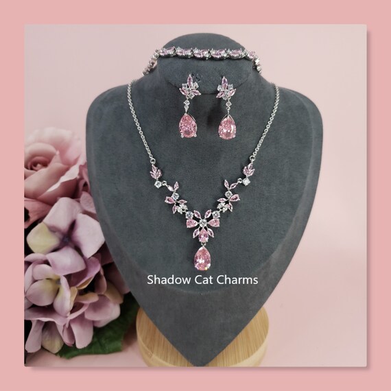 Swarovski Crystal Pink Floral Vine Necklace Set