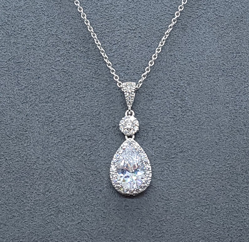 Crystal Necklace in Silver