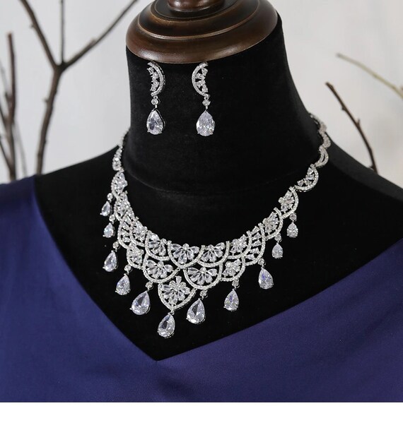 Crystal Necklace Set Silver Wedding Jewelry for Bride Silver