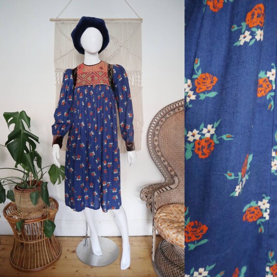 Vintage 60s 70s cotton and velvet Afghan folk dres