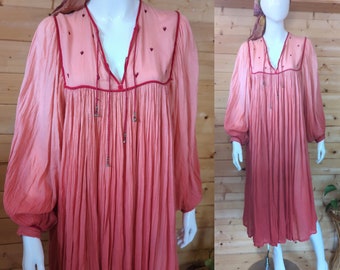 Vintage 1970's ombre pink Indian cotton dress