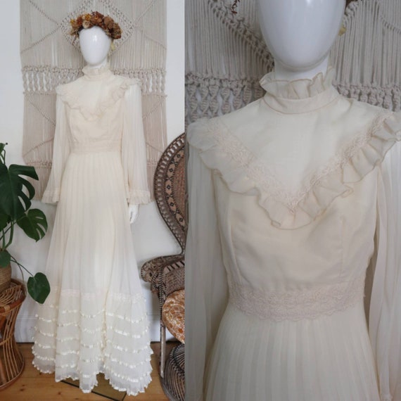 Vintage 1970's bohemian prairie wedding maxi dress