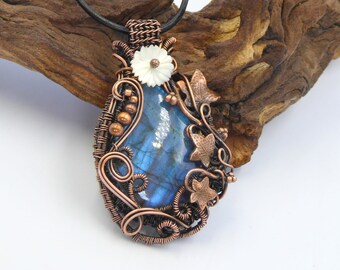 Blue Labradorite Ivy Leaf Necklace, Elven Necklace, 7th Anniversary Jewellery Gift