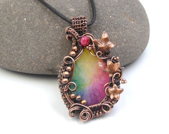 Rainbow Quartz Pendant, Elven Necklace, Woodlandcore Jewellery, Copper Leaf Necklace