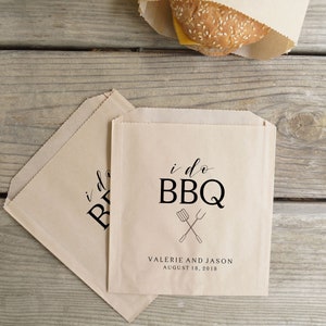 I Do BBQ Favors, Burger Bags, Rustic Wedding, Barn Wedding Favor, Engagement Party, Kraft Paper - Personalized - Grease Resistant