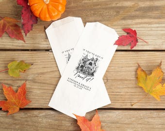 Halloween Party Favors, Popcorn Bags, Treat Sacks, Candy Bags, Haunted House - Personalized - Grease Resistant