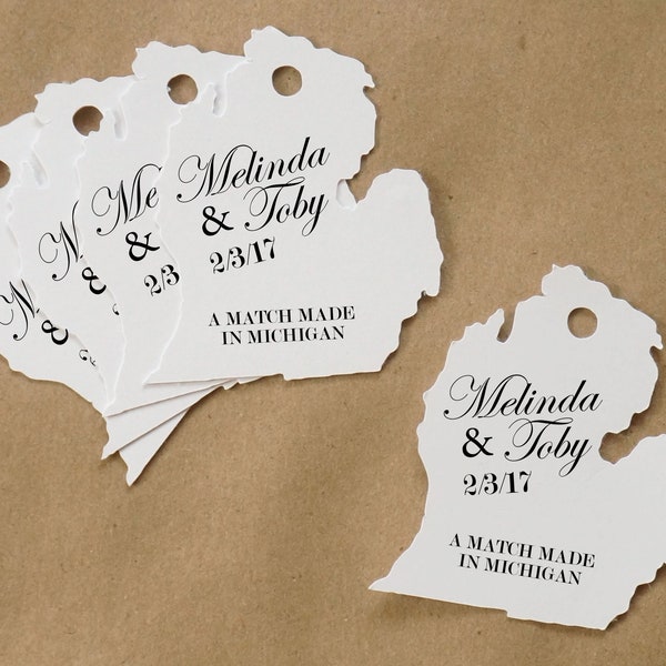 Etiquetas del favor de la boda de Michigan, ducha nupcial de la manopla, etiquetas de la fiesta de compromiso - personalizadas, personalizadas - un partido hecho en Michigan