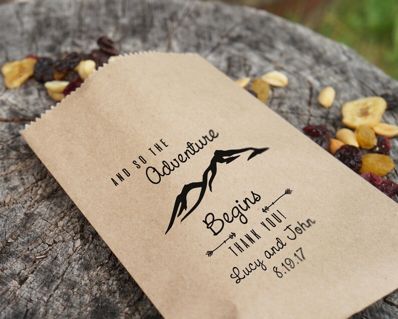 Personalized Barn Wedding Trail Mix Favor Bags Kraft Paper Grease Resistant Rustic Wedding Sacks Lined Thank You Bags