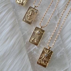 Collar de cartas del Tarot, Colección de Amuletos ~ Oro de 14k y 18k ~ Colgantes de Cartas de Arcanos Mayores ~ Sol, Luna, Estrella, Talismanes del Mundo