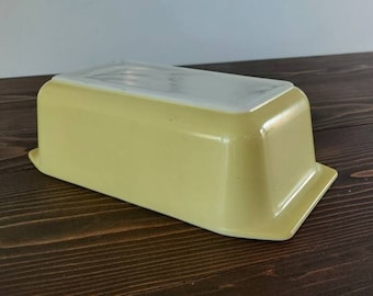 Pyrex Loaf Pan - Light Verde