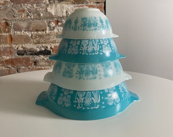 Pyrex Amish Butterprint Cinderella Bowl Set