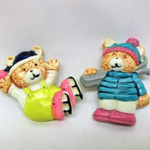 Retro Kitsch Winter Sports Bear Refrigerator Magnets, Ice Skating Skiing Bear Figurines, Cute Christmas Bear Figurine Magnets