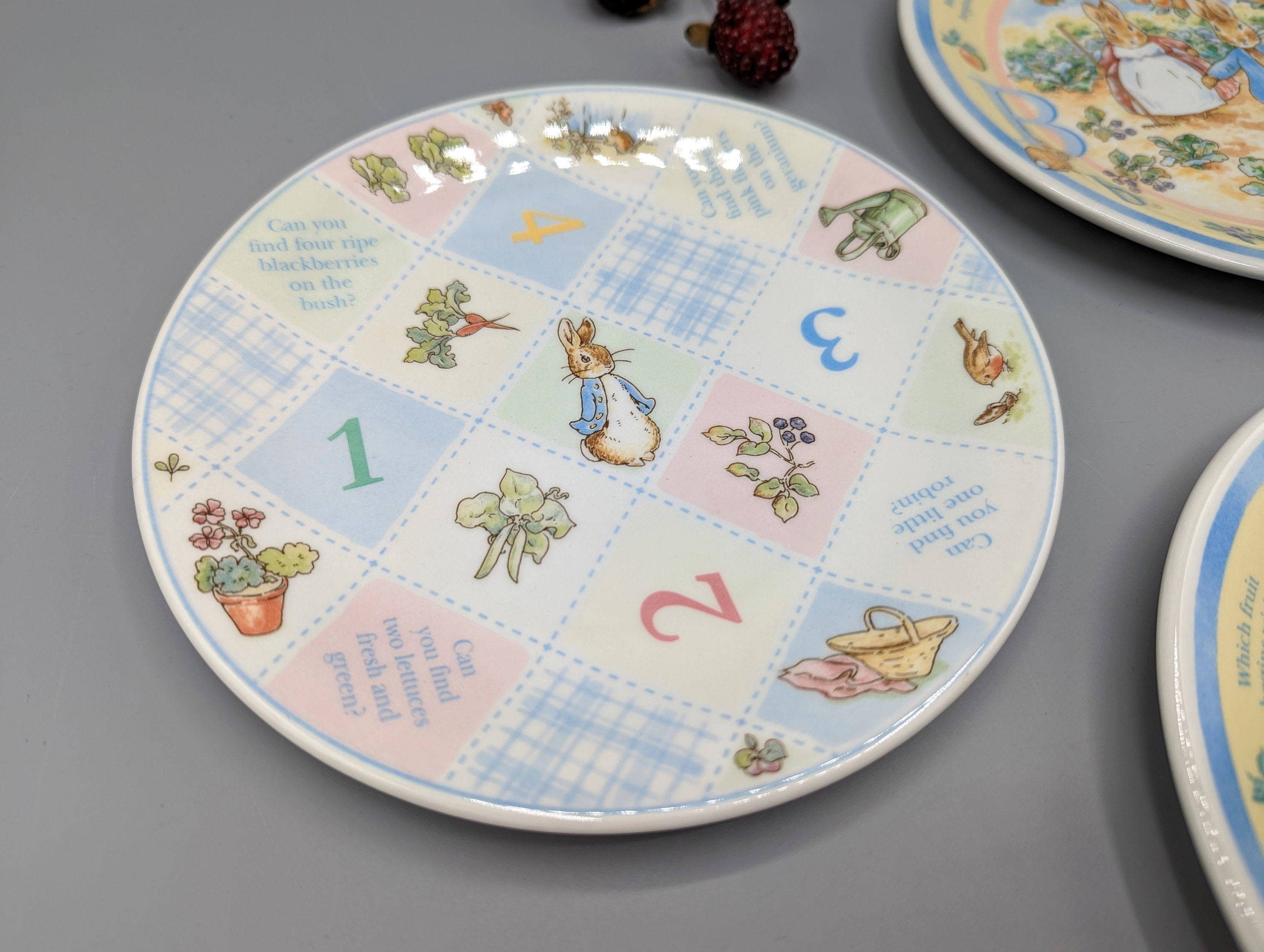 1997 Peter Rabbit Beatrix Potter Collectible Plate Set by Wedgwood