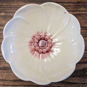 Mid Century Ceramic White and Purple Flower Bowl, Vintage Ceramic Flower Shaped Bowl Made in USA, Vintage Mom Gift, Vintage Hostess Gift