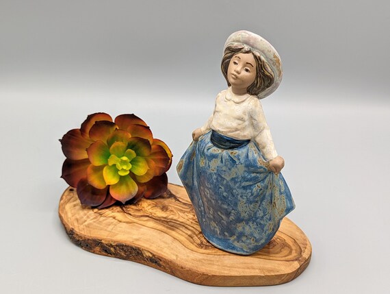 Lladro 女性像 グリーン 陶器 Lladro 女性像 グリーン 陶器