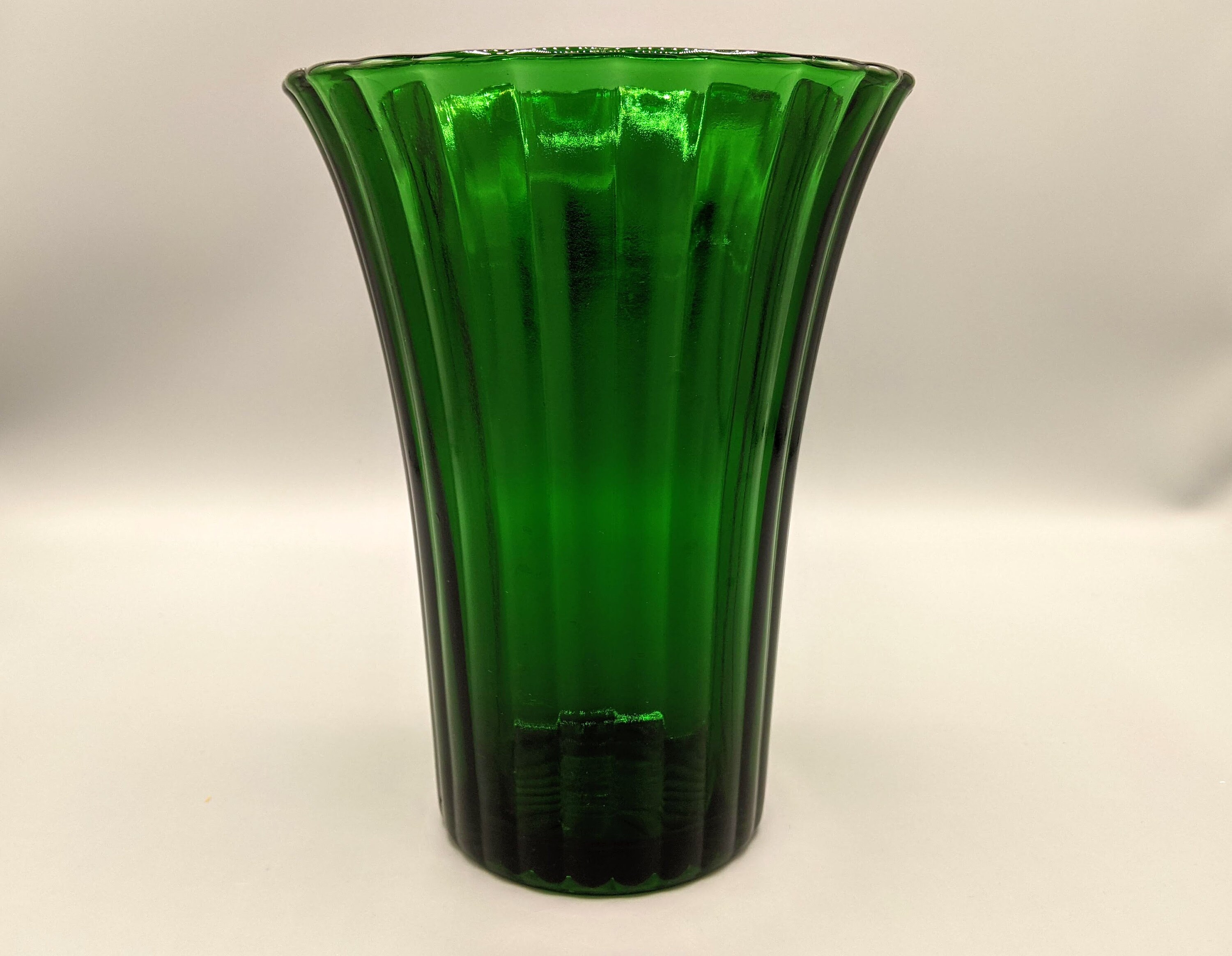 Vintage Green Glass Fluted Vase With Scalloped Rim Napco Etsy