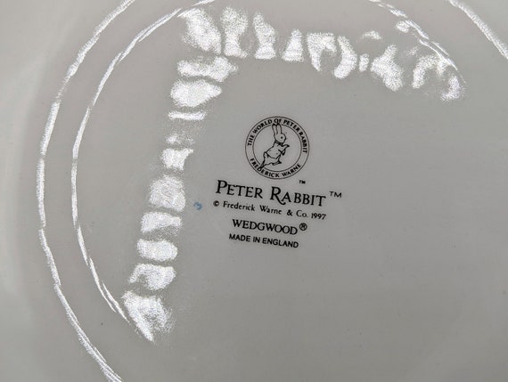 1997 Peter Rabbit Beatrix Potter Collectible Plate Set by Wedgwood