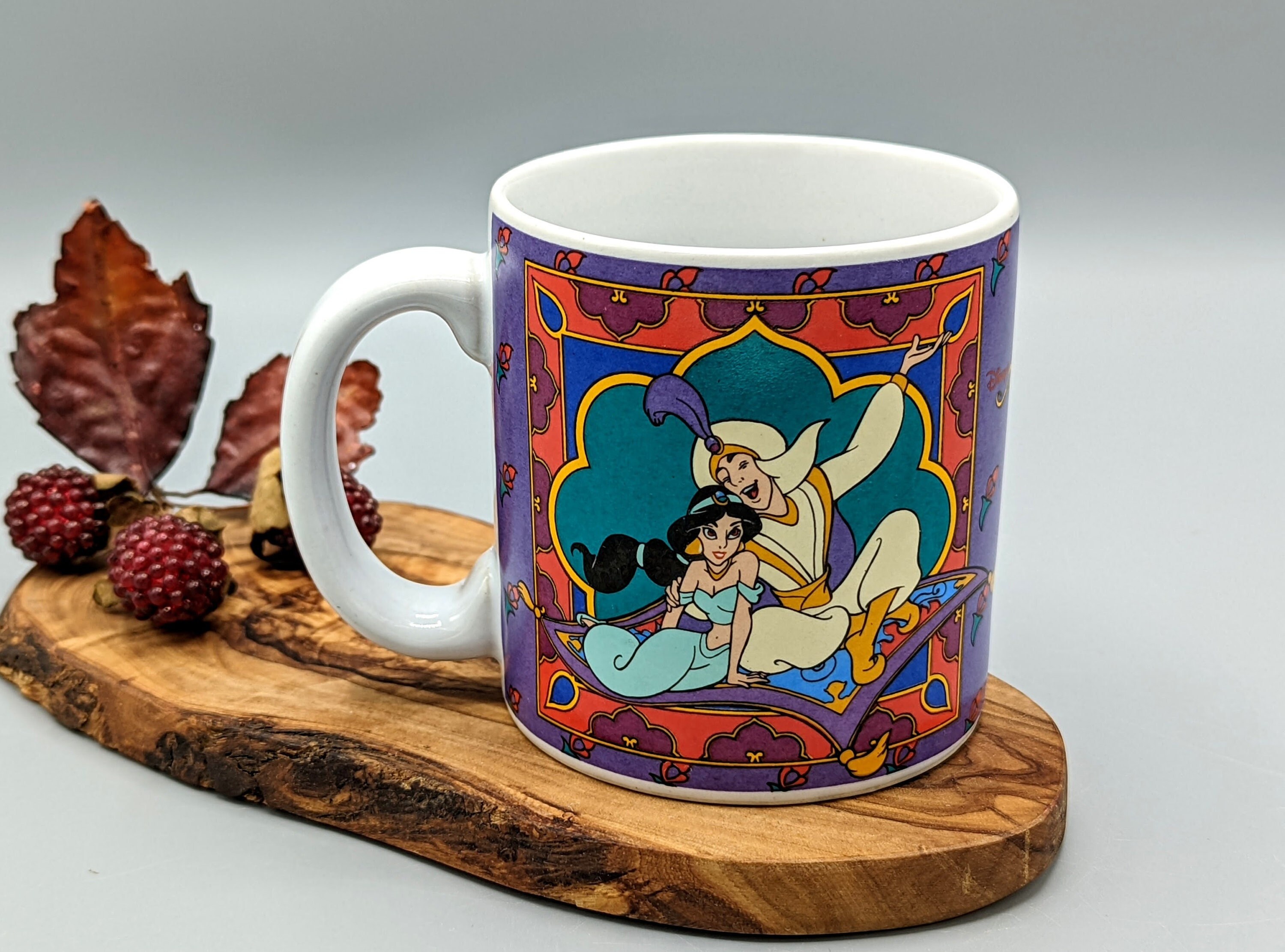 Vintage 1990s Walt Disney's Aladdin Coffee Mug. 