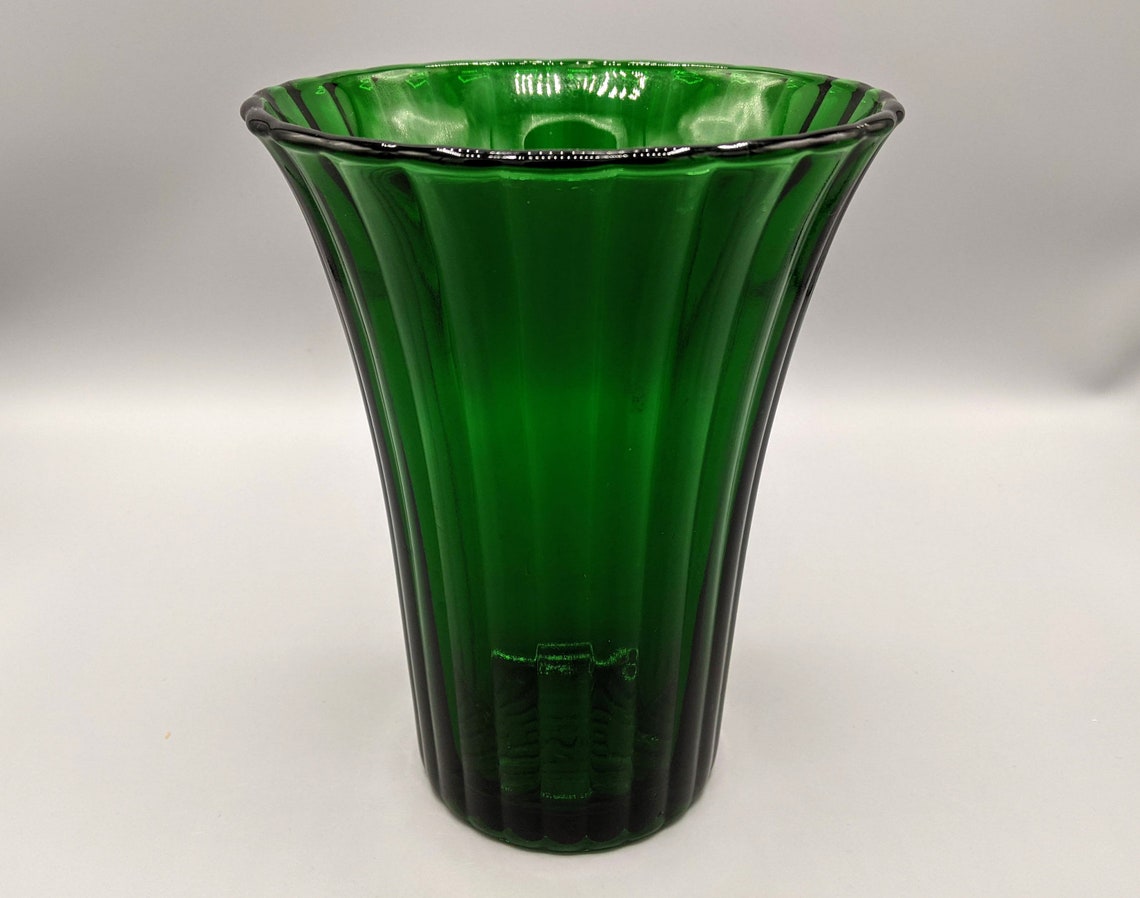Vintage Green Glass Fluted Vase With Scalloped Rim Napco Etsy