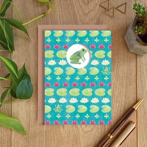 Wenskaart KIKKER, kaart kikker lelieblad, kaart waterlelies patroon, kikker waterlelie botanisch, collage, geïllustreerd, blanco, verjaardag, gestanst