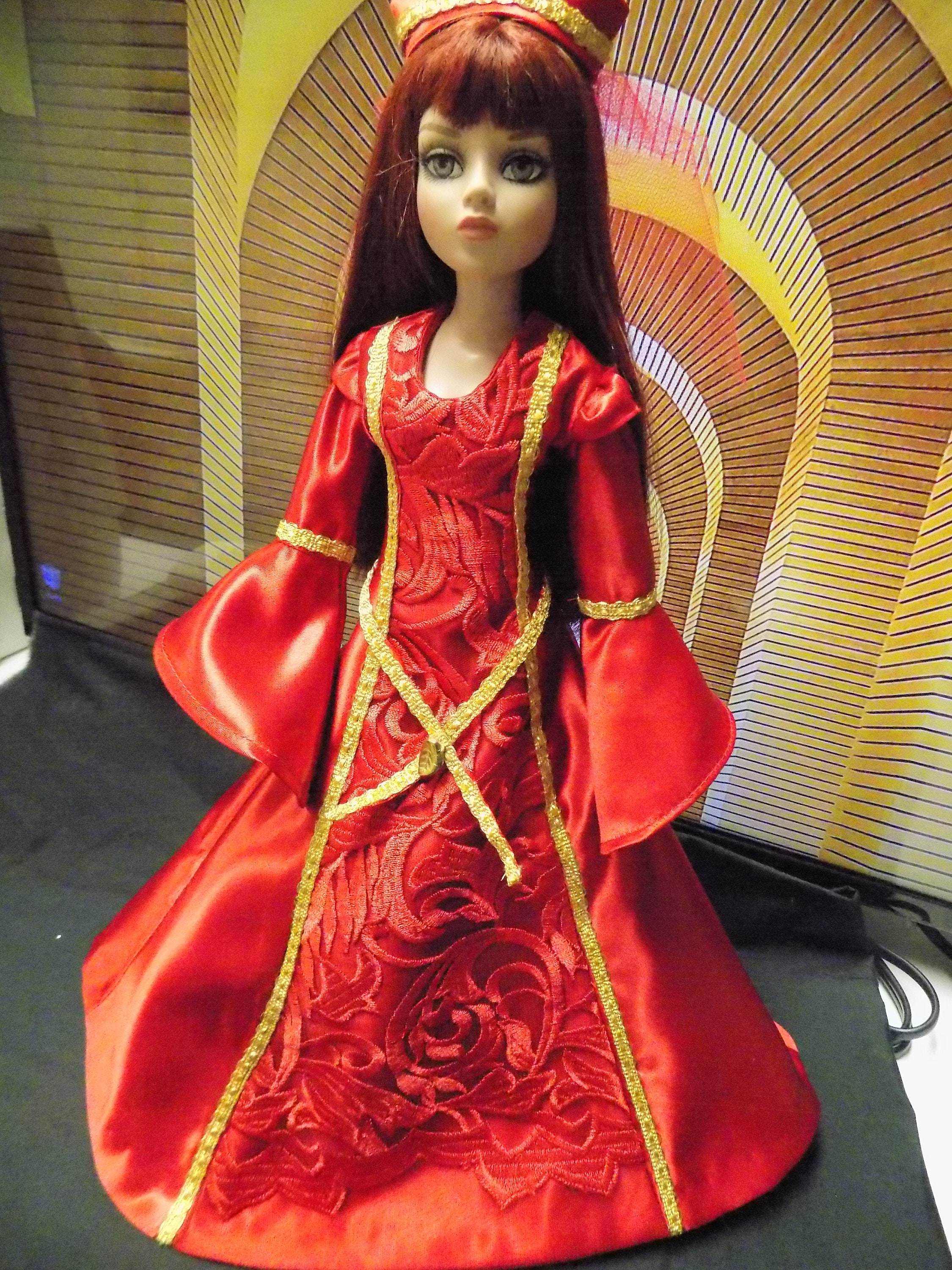 Sydney Tonner Doll - Etsy