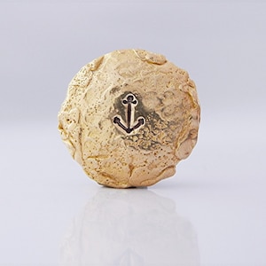 ONE Gold Bronze Finding (BC3g) Handmade Button Clasp, GOLD BRONZE Handmade Button Clasp, Gold Bronze Anchor Button Clasp, Handmade Clasp