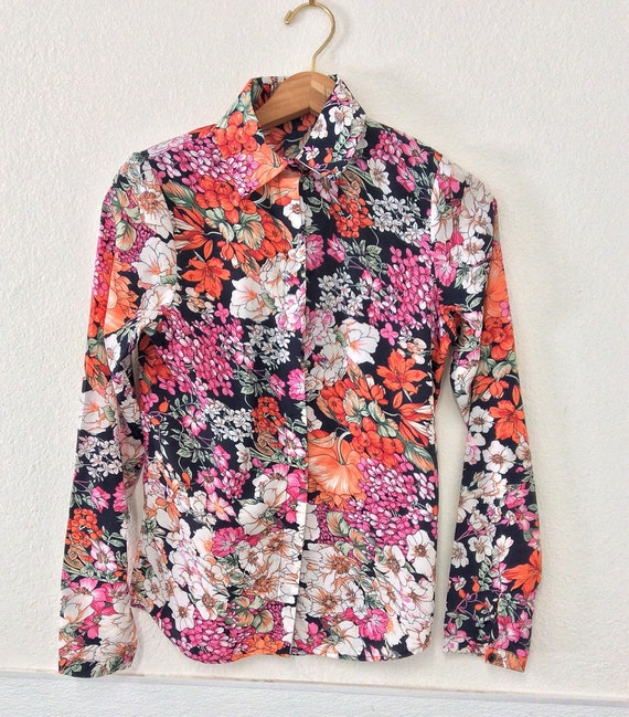Blouses & Tops| Button Down Shirts|Womans Blouses|