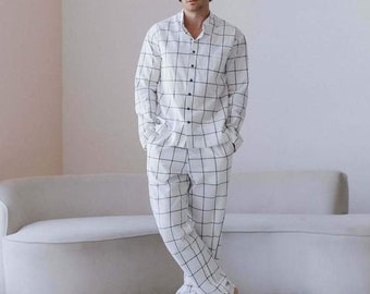 Gridded Cotton Mens Pajama Set, Natural Sleepwear Outfit for Him, Long Sleeve Modern Loungewear, Lightweight Soft Pajamas
