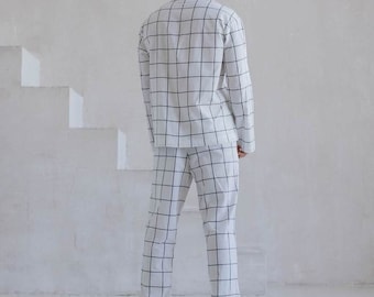 Custom Mens Pajama Set, Groom and Best Man Gift Idea, Personalized Cotton Sleepwear, Matching PJs for Groomsmen, Stylish Nightwear