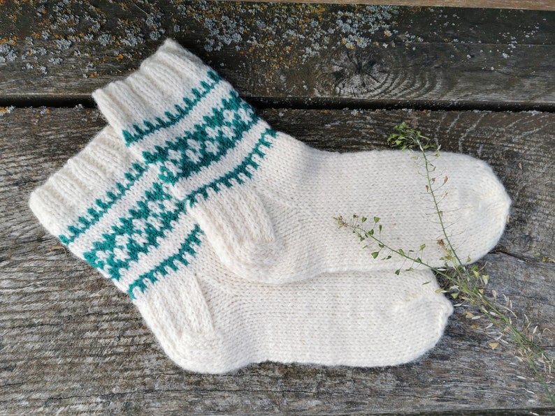child/'s EU 33-34 hand knit Wool socks