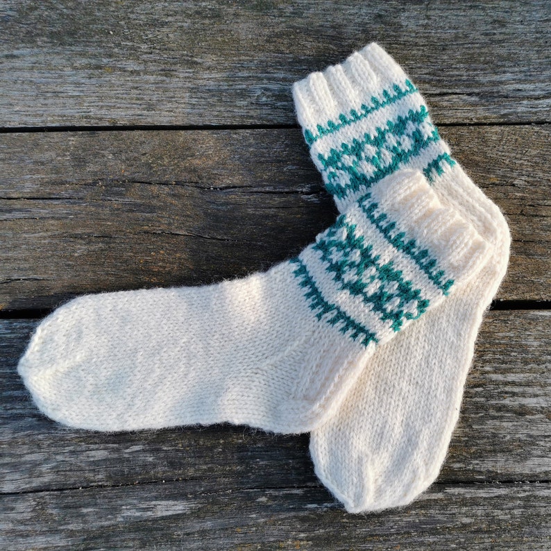 child/'s EU 33-34 hand knit Wool socks