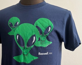 Alien Roswell New Mexico Vintage T Shirt Area 51 1999 Size Medium Fruit of the Loom Best