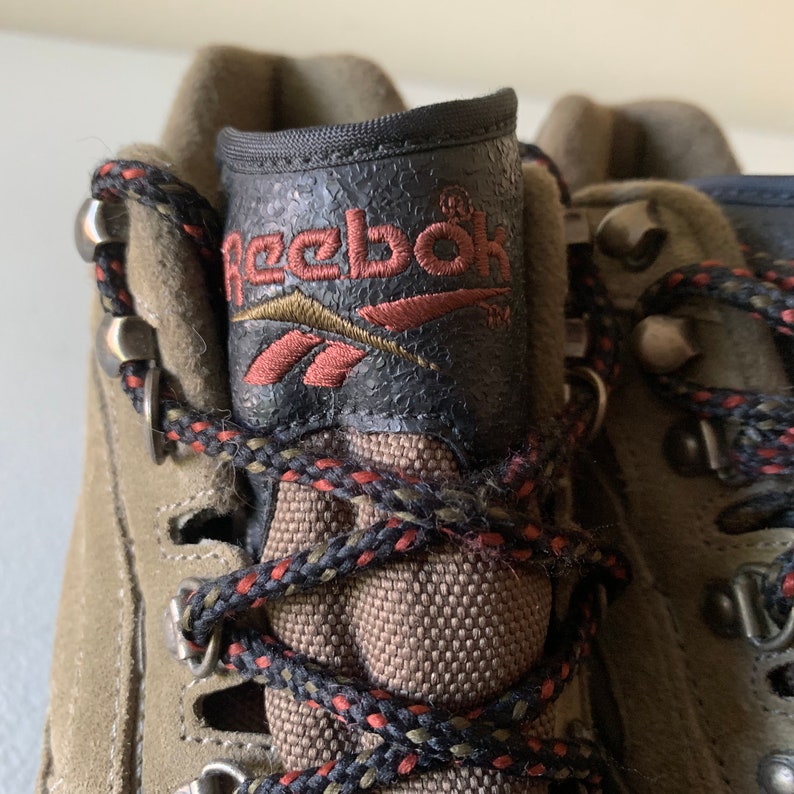 Reebok Hiking Shoes Boots 90s Womens 7.5 90s