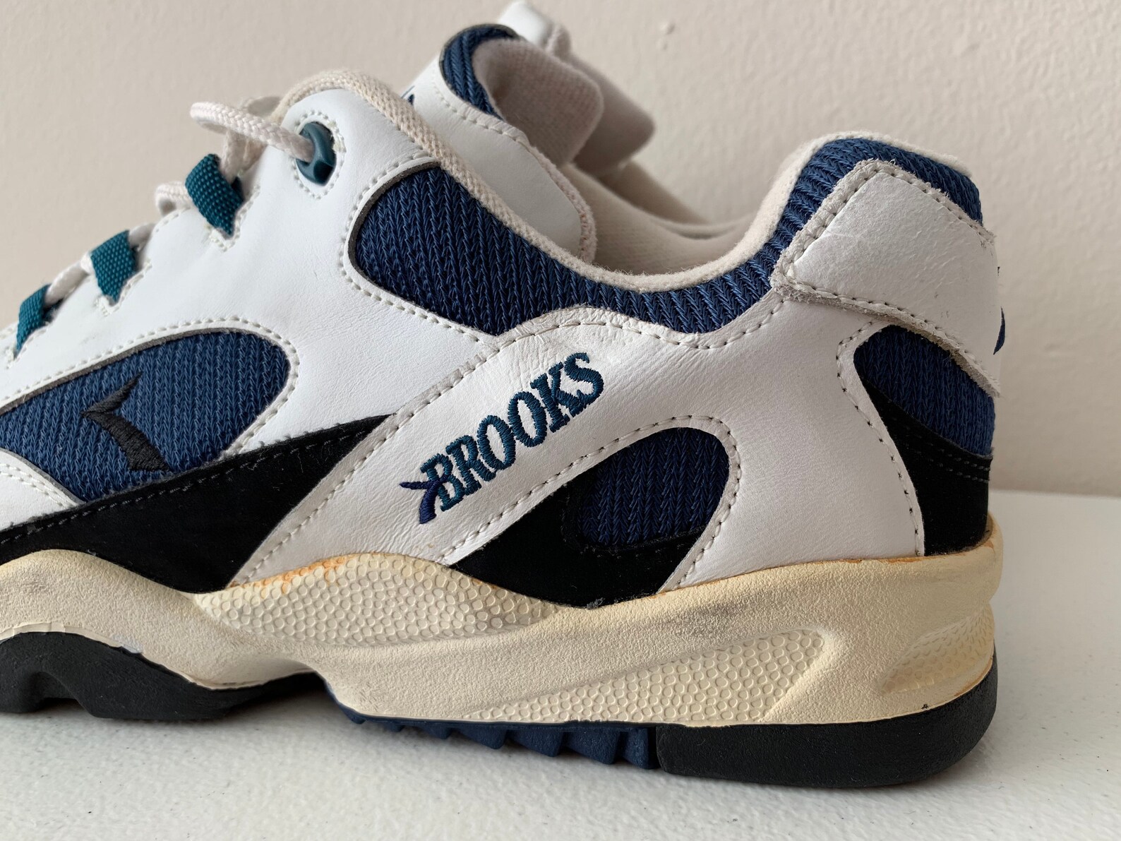 Brooks Balance Cross Trainer Low Shoe 90s Deadstock Size 13 Etsy
