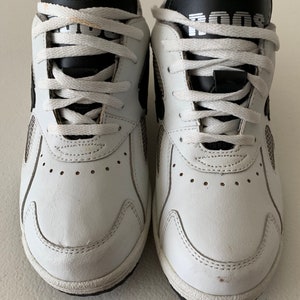 Kangaroos Roos Basketball Shoes 80's White Black Silver Gray Youth Size ...