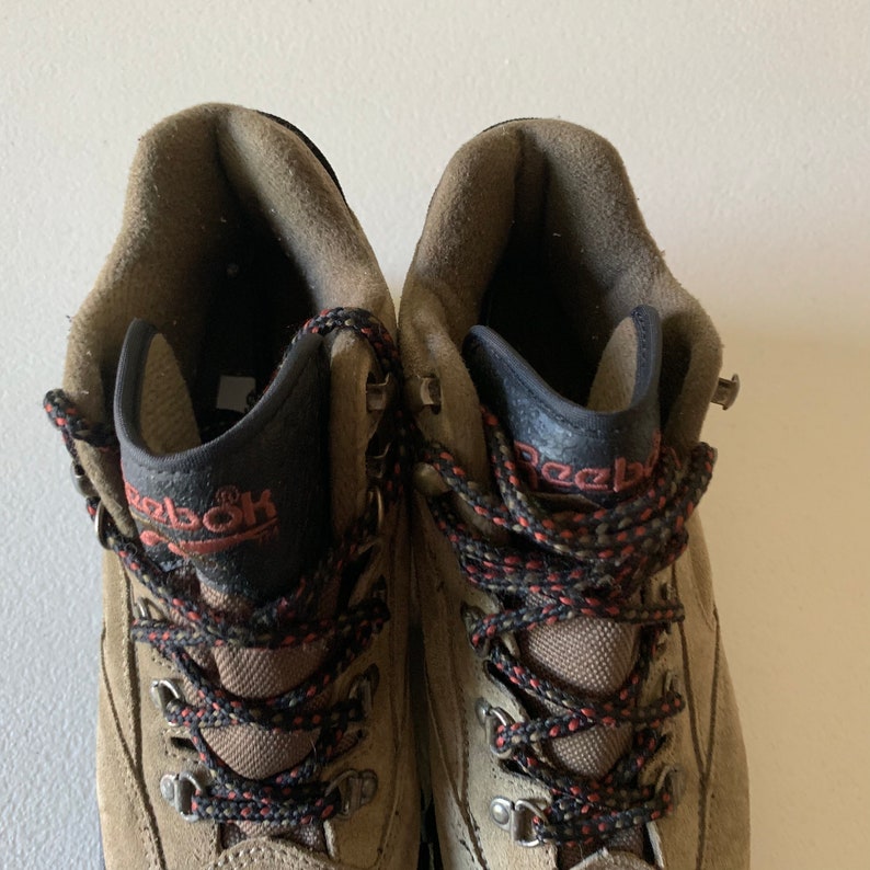 Reebok Hiking Shoes Boots 90s Womens 7.5 90s