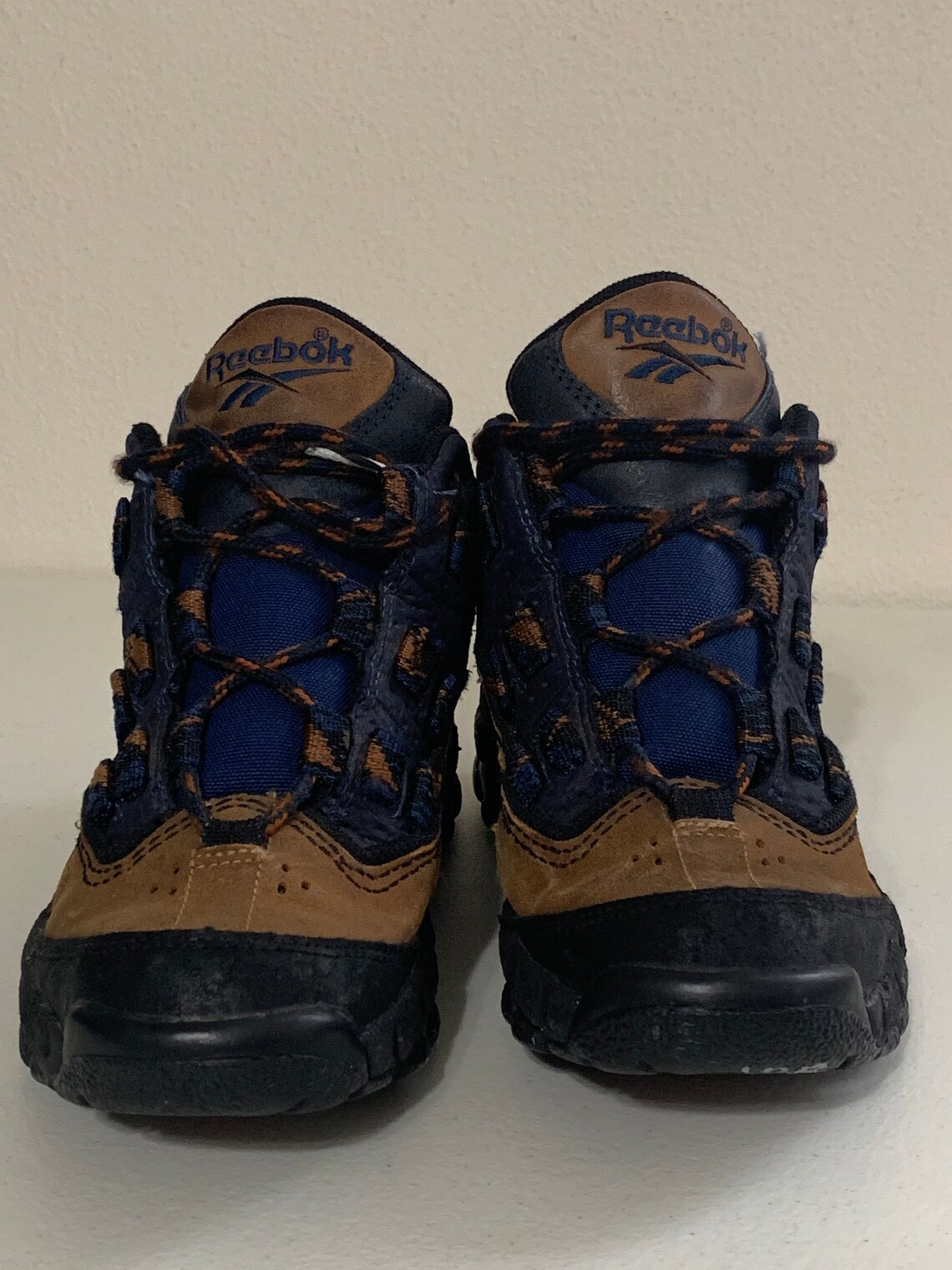reebok hiking boots women's